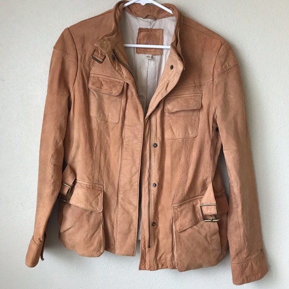Banana Republic Jackets & Blazers - BR 100% genuine leather light brown/tan jacket